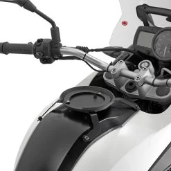 Givi BF19 Tanklock Fitting Kit For BMW G650GS (2011-current)